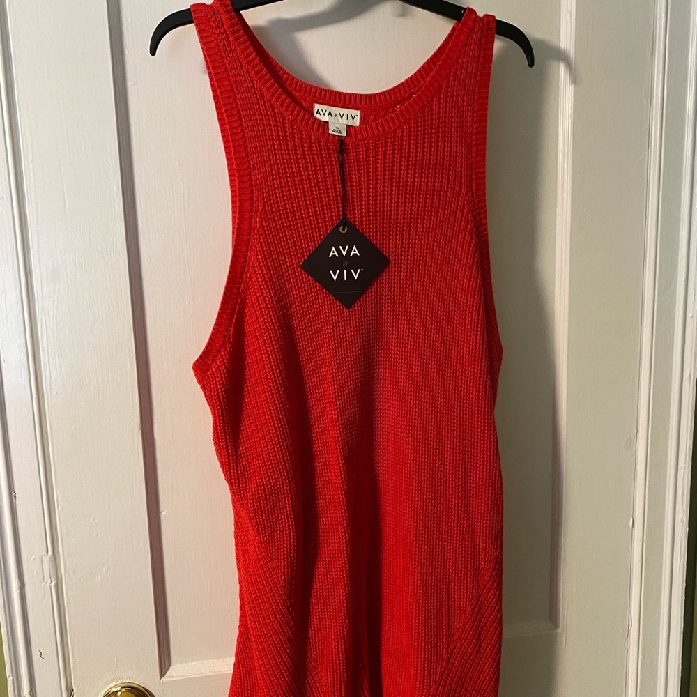 Women’s Sleeveless Sweater Top